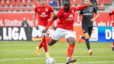 Erich Berko sent off in Hallescher FC's defeat to Greuther Fürth