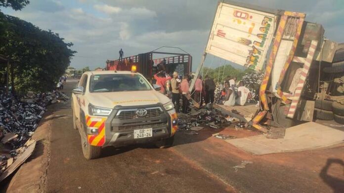 Driver saves hundreds of lives at Tanoboase-Tuobodom tollbooth after brake failure [Photos]