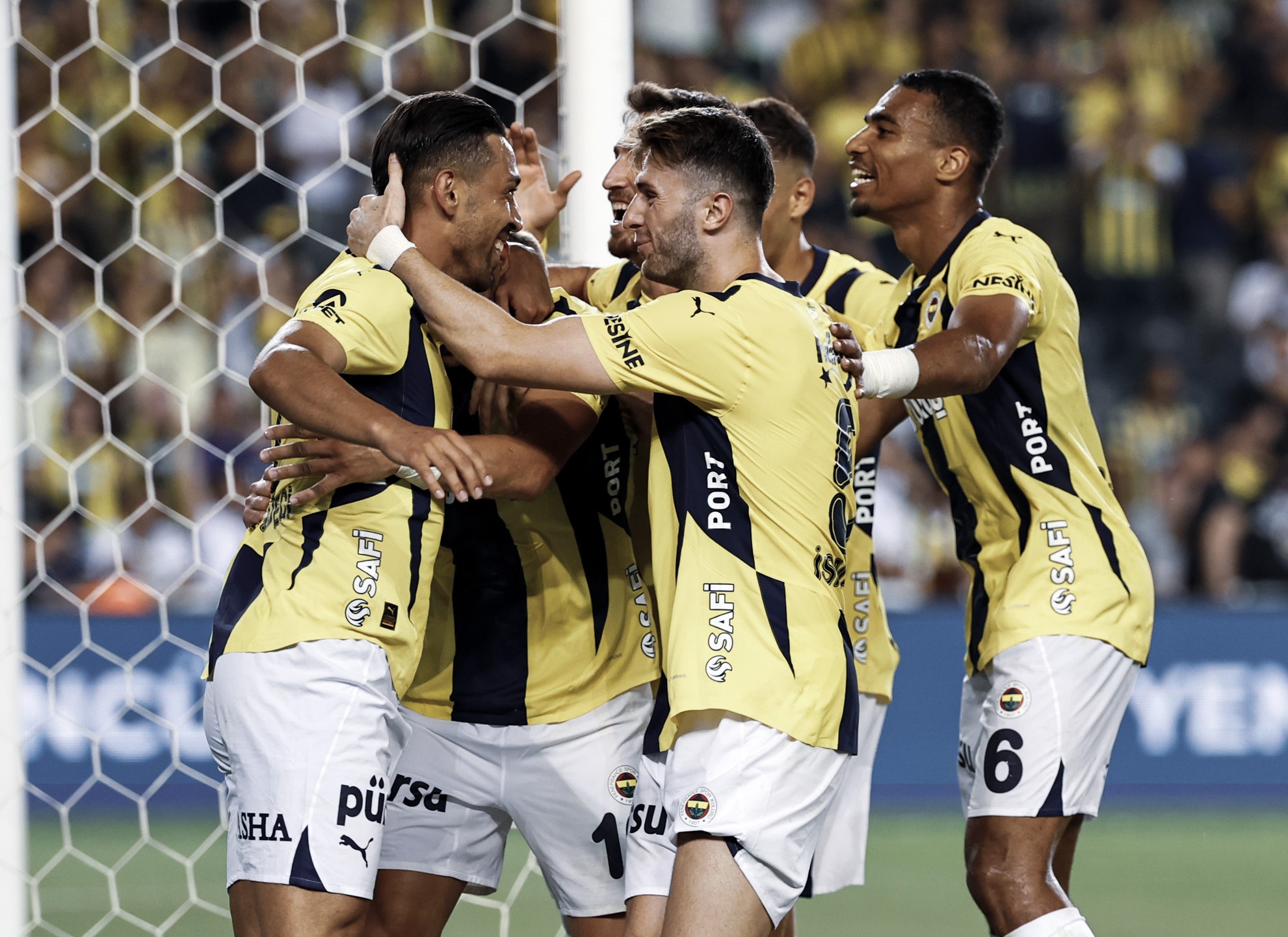 UCL playoffs: Ghana defender Alexander Djiku plays full throttle to help Fenerbahçe to beat Lugano 2-1