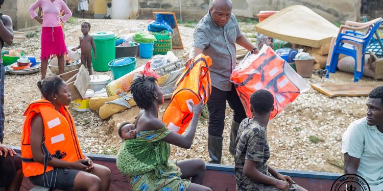 Ablakwa establishes GH¢100K rent fund to support Akosombo dam spillage victims